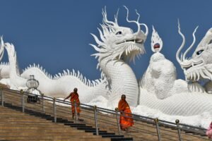 dragon temple chiang rai