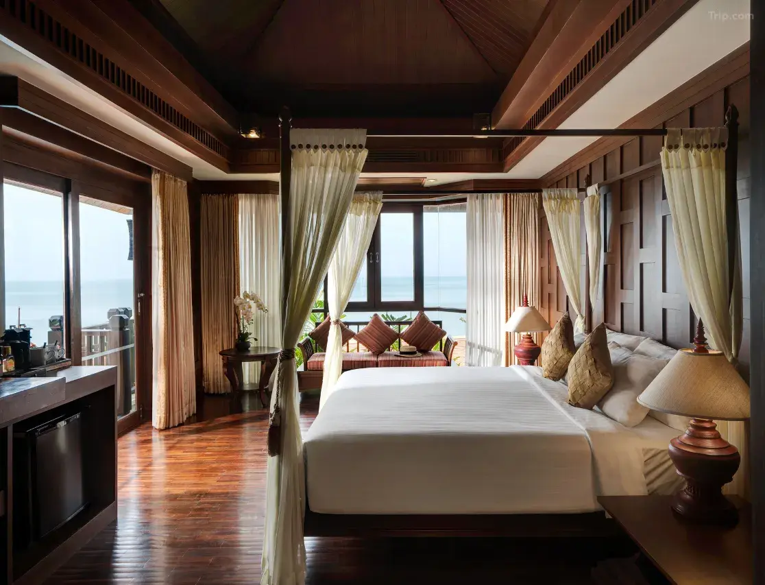 Rawi Warin Resort and Spa
