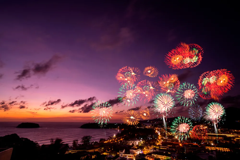 feu d'artifice nouvel an phuket
