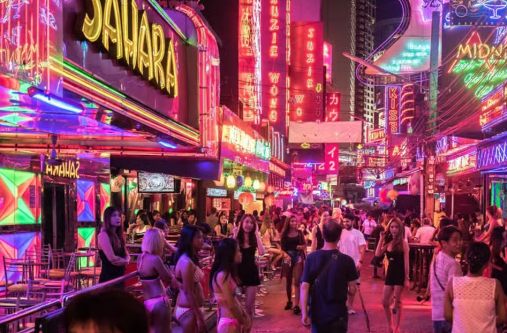 Bangkok : Soi Cowboy, Nana, Soi 11, toits, clubs et go-go